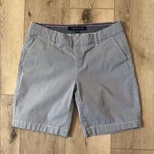 Tommy Hilfiger - blue/white cotton pinstripe Bermuda short, excellent condition!